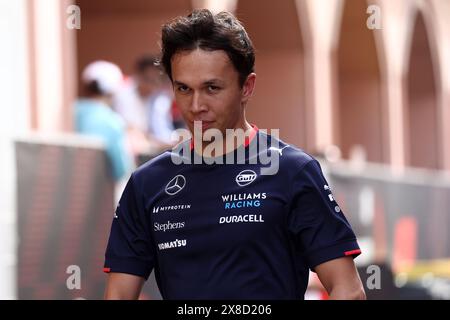Monaco, Monaco. Mai 2024. Alexander Albon von Williams Racing im Fahrerlager nach freiem Training 2 vor dem Formel 1 Grand Prix von Monaco am 24. Mai 2024 auf dem Circuit de Monaco in Monte-Carlo, Monaco. Quelle: Marco Canoniero/Alamy Live News Stockfoto