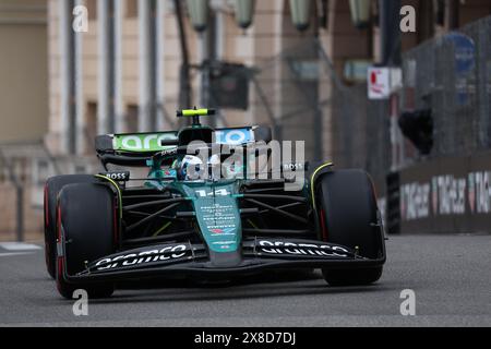 Monaco, Monaco. Mai 2024. Fernando Alonso von Aston Martin während des Trainings vor dem F1 Grand Prix von Monaco am 24. Mai 2024 auf dem Circuit de Monaco in Monte-Carlo, Monaco. Quelle: Marco Canoniero/Alamy Live News Stockfoto