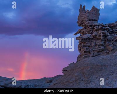 Rainbow, Witchie Head Formation, Fantasy Canyon, nahe Vernal, Utah. Stockfoto