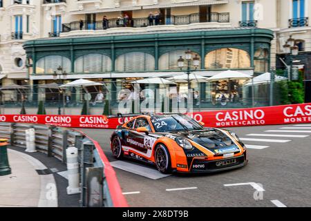 Monte-Carlo, Monaco. Mai 2024. #24 Kas Haverkort (NL, Uniserver von Team GP Elite), Porsche Mobil 1 Supercup auf dem Circuit de Monaco am 24. Mai 2024 in Monte-Carlo, Monaco. (Foto von HOCH ZWEI) Credit: dpa/Alamy Live News Stockfoto