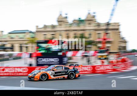 Monte-Carlo, Monaco. Mai 2024. #24 Kas Haverkort (NL, Uniserver von Team GP Elite), Porsche Mobil 1 Supercup auf dem Circuit de Monaco am 24. Mai 2024 in Monte-Carlo, Monaco. (Foto von HOCH ZWEI) Credit: dpa/Alamy Live News Stockfoto