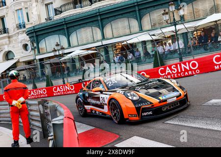 Monte-Carlo, Monaco. Mai 2024. #24 Kas Haverkort (NL, Uniserver von Team GP Elite), Porsche Mobil 1 Supercup auf dem Circuit de Monaco am 24. Mai 2024 in Monte-Carlo, Monaco. (Foto von HOCH ZWEI) Credit: dpa/Alamy Live News Stockfoto