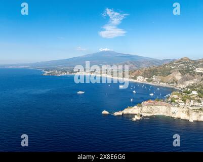 Luftaufnahme des Ätna in Sizilien von Taormina, Italien. Stockfoto