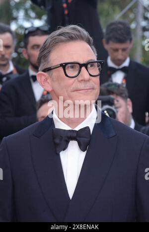 24. Mai 2024, Cannes, Frankreich: CANNES, FRANKREICH - 24. MAI: Michel Hazanavicius und Dominique Blanc nehmen an der „La Plus Precieuse des Marchandises“ (die kostbarste Ladung) des Roten Teppichs beim 77. Jährlichen Filmfestival in Cannes am 24. Mai 2024 im Palais des Festivals Teil. (Kreditbild: © Frederick Injimbert/ZUMA Press Wire) NUR REDAKTIONELLE VERWENDUNG! Nicht für kommerzielle ZWECKE! Stockfoto