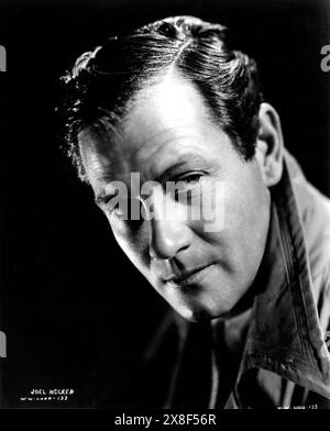 JOEL McCrea Portrait als John Jones im AUSLÄNDISCHEN KORRESPONDENTEN 1940 Regisseur ALFRED HITCHCOCK Drehbuch Charles Bennett und Joan Harrison Musik Alfred Newman Walter Wanger Productions / United Artists Stockfoto