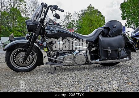 Harley-Davidson Softail, High Power am Bikertreff, Allgaeu, Schwaben, Bayern, Deutschland Stockfoto