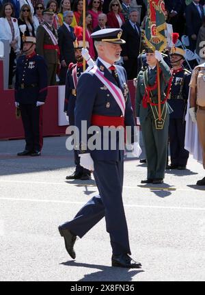 Oviuedo, Spanien. Mai 2024. Der spanische König Felipe VI. Und Königin Letizia während des spanischen Nationalwaffentages 2024 in Oviedo am Samstag, den 25. Mai 2024. Quelle: CORDON PRESS/Alamy Live News Stockfoto