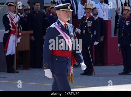 Oviuedo, Spanien. Mai 2024. Der spanische König Felipe VI. Und Königin Letizia während des spanischen Nationalwaffentages 2024 in Oviedo am Samstag, den 25. Mai 2024. Quelle: CORDON PRESS/Alamy Live News Stockfoto