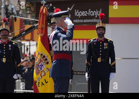 Oviuedo, Spanien. Mai 2024. Der spanische König Felipe VI. Und Königin Letizia während des spanischen Nationalwaffentages 2024 in Oviedo am Samstag, den 25. Mai 2024. Quelle: CORDON PRESS/Alamy Live News Stockfoto