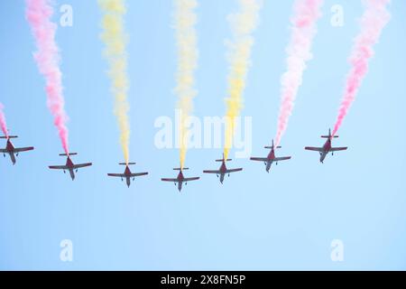 Oviuedo, Spanien. Mai 2024. Der spanische König Felipe VI. Und Königin Letizia während des spanischen Nationalwaffentages 2024 in Oviedo am Samstag, den 25. Mai 2024. Quelle: CORDON PRESS/Alamy Live News Stockfoto