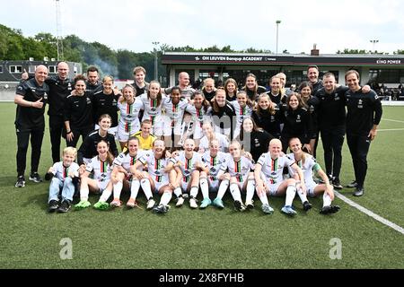 Oud Heverlee, Belgien. Mai 2024. OHL posiert für ein Mannschaftsfoto nach einem Frauenfußballspiel zwischen Oud Heverlee Leuven und AA Gent Ladies am 10. Und letzten Spieltag der Play-offs in der Saison 2023 - 2024 der Belgischen Lotto Womens Super League am Samstag, den 25. Mai 2024 in Oud Heverlee. Belgien . Quelle: Sportpix/Alamy Live News Stockfoto