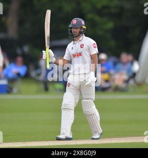 Canterbury, England. Mai 2024. Shane Snater bringt ein halbes Jahrhundert am zweiten Tag der Vitality County Championship Division One zwischen dem Kent County Cricket Club und dem Essex County Cricket Club auf dem Spitfire Ground in St. Lawrence in Canterbury. Kyle Andrews/Alamy Live News. Stockfoto