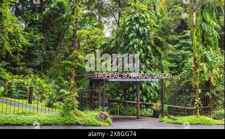 Hawaii, HI USA - 30. Oktober 2016: Eingang zum tropischen Botanischen Garten von Hawaii. Stockfoto