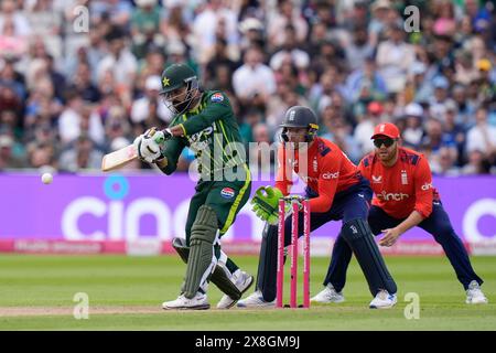 Edgbaston, Birmingham, Großbritannien. Mai 2024. 2. Mens Vitality T20 Cricket International, England gegen Pakistan; Fakhar Zaman aus Pakistan in Batting Action Credit: Action Plus Sports/Alamy Live News Stockfoto