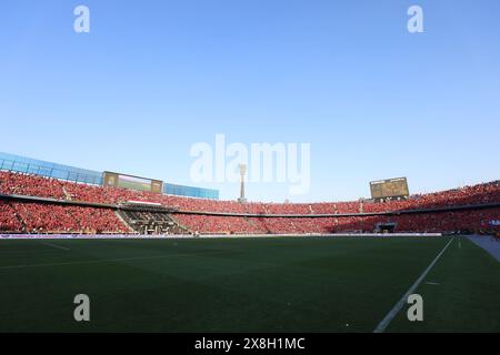 Kairo, Ägypten. Mai 2024. KAIRO, ÄGYPTEN - 25. MAI: Ein allgemeiner Blick auf das Stadion während des CAF Champions League Final Second Leg Matches zwischen Al Ahly und Esperance Sportive Tunis im Cairo International Stadium am 25. Mai 2024 in Kairo, Ägypten. (Foto von M.. Bayoumy/SFSI) Credit: Sebo47/Alamy Live News Stockfoto