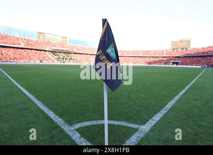Kairo, Ägypten. Mai 2024. KAIRO, ÄGYPTEN - 25. MAI: Ein allgemeiner Blick auf das Stadion während des CAF Champions League Final Second Leg Matches zwischen Al Ahly und Esperance Sportive Tunis im Cairo International Stadium am 25. Mai 2024 in Kairo, Ägypten. (Foto von M.. Bayoumy/SFSI) Credit: Sebo47/Alamy Live News Stockfoto