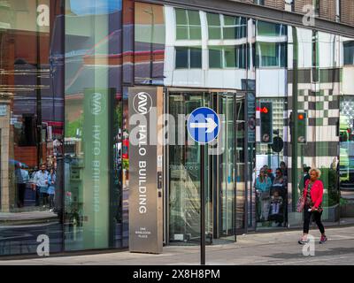 Der Halo Gebäude London - Gesundheit Service Laboratorien HSL ist eine Partnerschaft zwischen der Ärzte Labor, Royal Free Hospital in London und UCL. Stockfoto