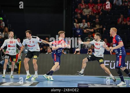 Hamburg, Hamburg, Deutschland. Mai 2024. Johannes Golla - SG Flensburg Handewitt 4 in Aktion während des EHF Finals Männer Handball 2024 in Hamburg (Bild: © Mathias Schulz/ZUMA Press Wire) NUR REDAKTIONELLE VERWENDUNG! Nicht für kommerzielle ZWECKE! Stockfoto