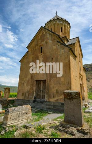 Areni, Armenien - 12. Mai 2024: Kirche der Heiligen Mutter Gottes oder Surb Astvatsatsin von Areni in Areni, Armenien. Stockfoto