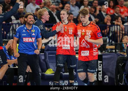 Hamburg, Hamburg, Deutschland. Mai 2024. JURI Knorr - Rhein-Neckar Loewen 10 schüttelt beim EHF Finals Männer 2024 Handball in Hamburg (Bild: © Mathias Schulz/ZUMA Press Wire) NUR REDAKTIONELLE VERWENDUNG! Nicht für kommerzielle ZWECKE! Stockfoto