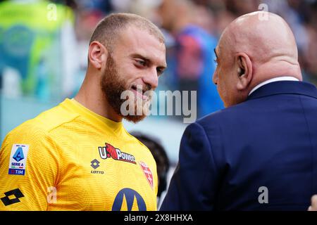 Michele Di Gregorio (AC Monza) und Adriano Galliani (AD von AC Monza) während des italienischen Meisterschaftsspiels Serie A zwischen Juventus FC und AC Monza am 25. Mai 2024 im Allianz Stadium in Turin, Italien - Credit: Luca Rossini/E-Mage/Alamy Live News Stockfoto