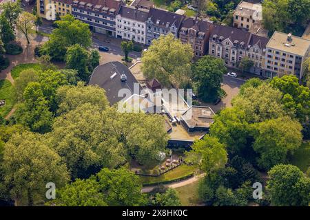 Luftbild, Mondpalast von Wanne-Eickel Theater und Events im Stadtgarten mit See, grüne Bäume, Wanne, Herne, Ruhrgebiet, Nordrhein-Westfalen, Deutschland ACHTUNGxMINDESTHONORARx60xEURO *** Luftansicht, Mondpalast von Wanne Eickel Theater und Veranstaltungen im Stadtgarten mit See, grünen Bäumen, Wanne, Herne, Ruhrgebiet, Nordrhein-Westfalen, Deutschland ACHTUNGxMINDESTHONORARx60xEURO Stockfoto