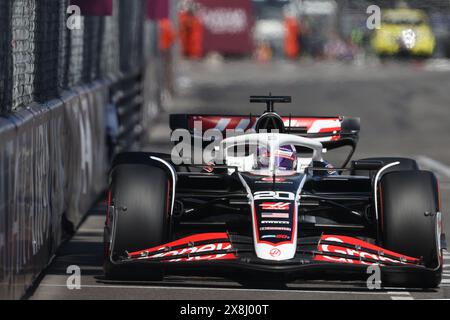 Monaco, Monaco. Mai 2024. Rennstrecke von Monaco #20 Kevin Magnussen (dnk) Moneygram Haas F1 Team (usa) Haas VF-24 Ferrari, während des Formel-1-Grand Prix von Monaco 2024, 8. Runde der Formel-1-Weltmeisterschaft 2024 vom 20. Bis 23. Mai 2024 auf dem Monaco Circuit. (Philippe Nanchino/SPP) Credit: SPP Sport Press Photo. /Alamy Live News Stockfoto