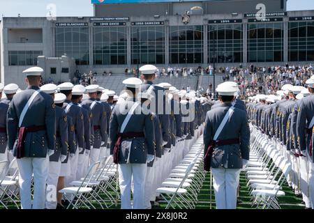 West Point, New York, USA. Mai 2024. Die Absolventen kommen am 25. Mai 2024 zur Abschlussfeier der U.S. Military Academy der Klasse 2024 in West Point, NY (Foto: © Lev Radin/ZUMA Press Wire), NUR ZUR REDAKTIONELLEN VERWENDUNG! Nicht für kommerzielle ZWECKE! Stockfoto