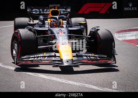 Monaco, Monaco. Mai 2024. Der niederländische Fahrer Max Verstappen von Oracle Red Bull Racing tritt beim dritten Training des F1 Grand Prix von Monaco an. Quelle: SOPA Images Limited/Alamy Live News Stockfoto