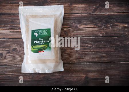 21. Mai 2024: Calgary Alberta Kanada: Nigerianer hämmerten Yam, Garri und Kochbananen Stockfoto