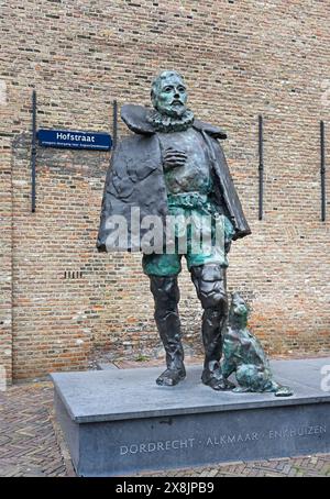 dordrecht, niederlande - 08.05.2024: Statue des Prinzen wilhelm von Orange (1533-1584) in der Hofstraat - [Quelle: joachim affeldt - größeres Format verfügbar Stockfoto