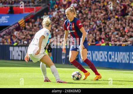 Bilbao, Spanien. Mai 2024. BILBAO, SPANIEN - 25. MAI: Fridolina Rolfo aus Barcelona mit dem Ball beim UEFA Women's Champions League Finale zwischen dem FC Barcelona und Olympique Lyonnais im San Mames Stadium am 25. Mai 2024 in Bilbao, Spanien. (Foto von Leiting Gao/Orange Pictures) Credit: Orange Pics BV/Alamy Live News Stockfoto