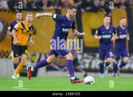 Dresden, Deutschland. Mai 2024. Fußball: Sachsen Cup, SG Dynamo Dresden - FC Erzgebirge Aue, Finale, Rudolf-Harbig-Stadion. Aues Boris Tashchy spielt den Ball. Robert Michael/dpa/Alamy Live News Stockfoto