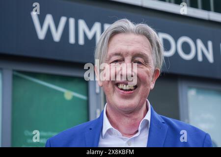 Wimbledon London, Großbritannien. 26. Mai 2024. Paul Kohler (im Bild) parlamentarischer Kandidat der Liberaldemokraten für den Wahlkreis Wimbledon. Der derzeitige konservative Abgeordnete Stephen Hammond tritt bei den Parlamentswahlen am 4 . Juli zurück . Quelle: amer Gazzal/Alamy Live News Stockfoto