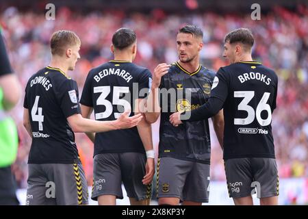 London am Sonntag, den 26. Mai 2024. Taylor Harwood-Bellis (Southampton) feiert das erste Tor seines Teams beim SkyBet Championship Playoff Finale zwischen Leeds United und Southampton im Wembley Stadium, London am Sonntag, den 26. Mai 2024. (Foto: Pat Scaasi | MI News) Credit: MI News & Sport /Alamy Live News Stockfoto