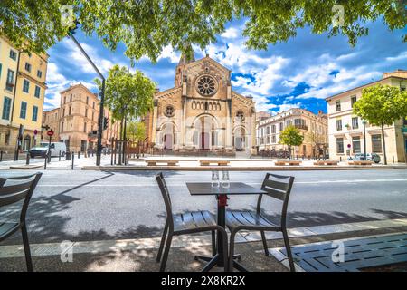 St. Paul Kirche in Nimes Straße, Südfrankreich, Präfektur des Départements Gard in der Region Occitanie Stockfoto