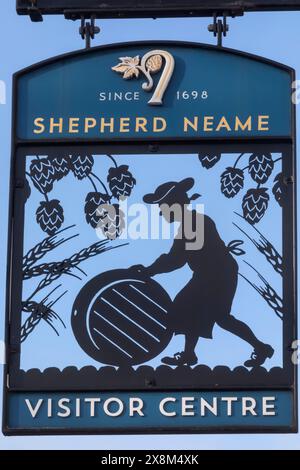 England, Kent, Faversham, Shepherd Neame, Großbritanniens ältester Brauer, Schild Für Das Besucherzentrum Stockfoto