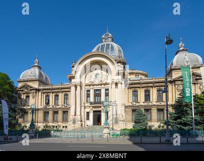 Bukarest, Rumänien. Mai 2024. Außenansicht des historischen Gebäudes der CEC Bank im Stadtzentrum Stockfoto