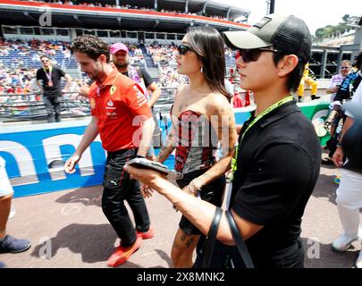 Monaco, Frankreich. Mai 2024. © PHOTOPQR/NICE MATIN/Dylan Meiffret ; Monaco ; 26/05/2024 ; Ambiente Menschen dans la Pitlane Stände, avant la Course de Formule 1 du 81e Grand prix de Monaco. ICI: Peggy Gou Monaco GP Mai 2024 Credit: MAXPPP/Alamy Live News Stockfoto