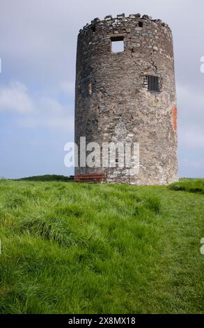 Die Überreste des Portaferry Windmühlenturms in Nordirland Stockfoto