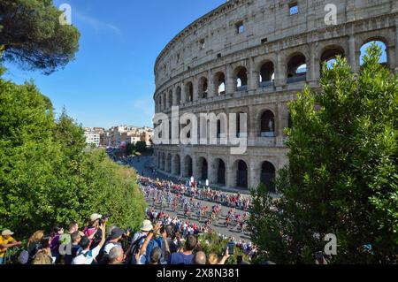 Rom, Italien. Mai 2024. Moments of Stage 21 of Giro D'Italia 2024 Roma-Roma während Stage 21 – Roma-Roma, Giro d'Italia-Rennen in Rom, Italien, 26. Mai 2024 Credit: Independent Photo Agency/Alamy Live News Stockfoto