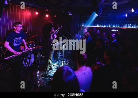 Dust, Brighton, Stadt Brighton & Hove, East Sussex, Großbritannien. Hässliche Auftritte beim Great Escape 2024 Musikfestival. David Smith/Alamy News Stockfoto