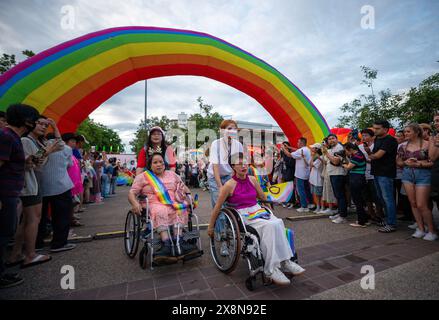 Chiang Mai, Thailand. Mai 2024. Rollstuhlfahrer werden während des „Chiang Mai Bunte Pride Month 2024“ märz in Chiang Mai gesehen. Quelle: SOPA Images Limited/Alamy Live News Stockfoto