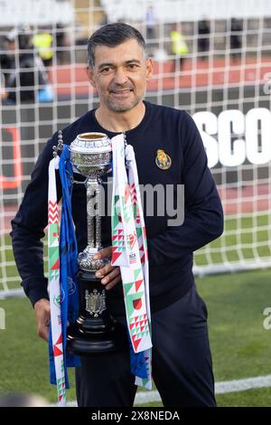 Mai 2024. Lissabon, Portugal. Portos Cheftrainer aus Portugal Sergio Conceicao feiert nach dem Sieg des portugiesischen Pokals, Porto gegen Sporting Credit: Alexandre de Sousa/Alamy Live News Stockfoto