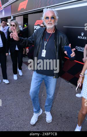 Monaco, Monaco. Mai 2024. Flavio Briatore nimmt am 26. Mai 2024 in Monaco an der Formel-1-Weltmeisterschaft 2024 in Montecarlo Teil. Foto: Laurent Zabulon/ABACAPRESS. COM Credit: Abaca Press/Alamy Live News Stockfoto