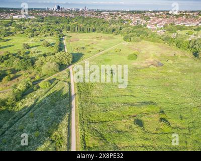 der south norwood Country Park ist ein großer, grüner See im londoner Stadtteil croydon Stockfoto