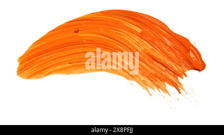 Leuchtend orangefarbener Pinselstrich, isoliert auf reinweißem Hintergrund Stockfoto