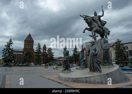 Gyumri, Armenien - 25. Mai 2024: Die Heilige Erlöserkirche befindet sich auf dem Vartanants-Platz im Zentrum von Gyumri, Armenien. Stockfoto