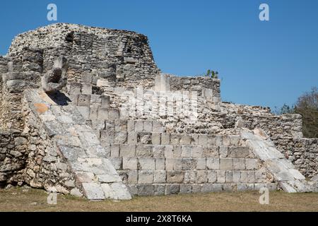 Templo del Nichos Pintado (Tempel des gemalten Nischen), Mayapan Maya-archäologische Website, Yucatan, Mexiko Stockfoto