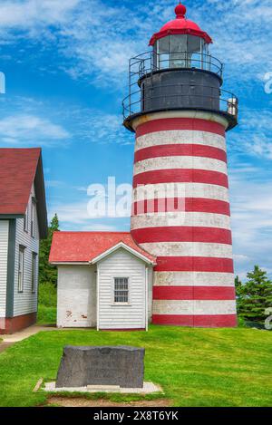 Der Wahrzeichen West-Leuchtturm in Lubec maine an einem sonnigen Tag. Stockfoto